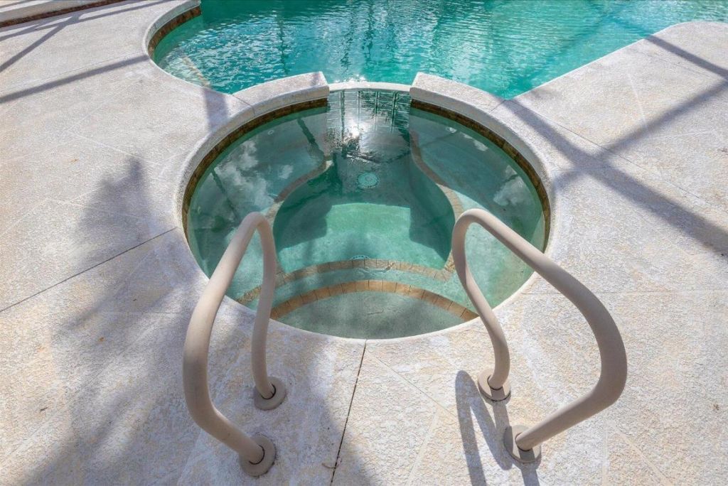 218 Las Palmas Street, Royal Palm Beach, FL 33411 Photo