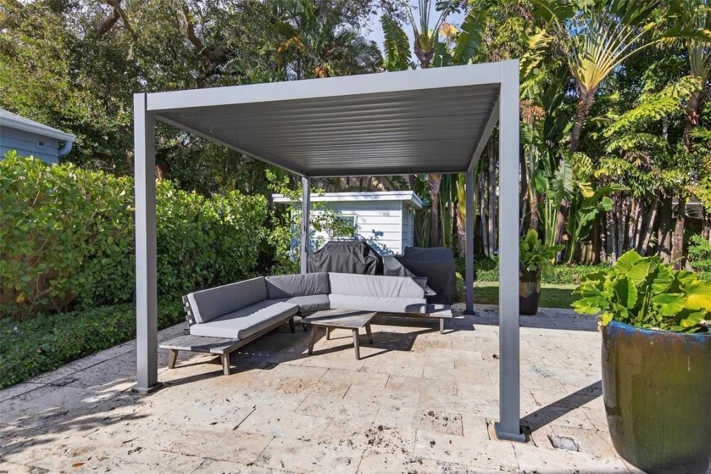 1001 SE 10th Street, Fort Lauderdale, FL 33316 Photo