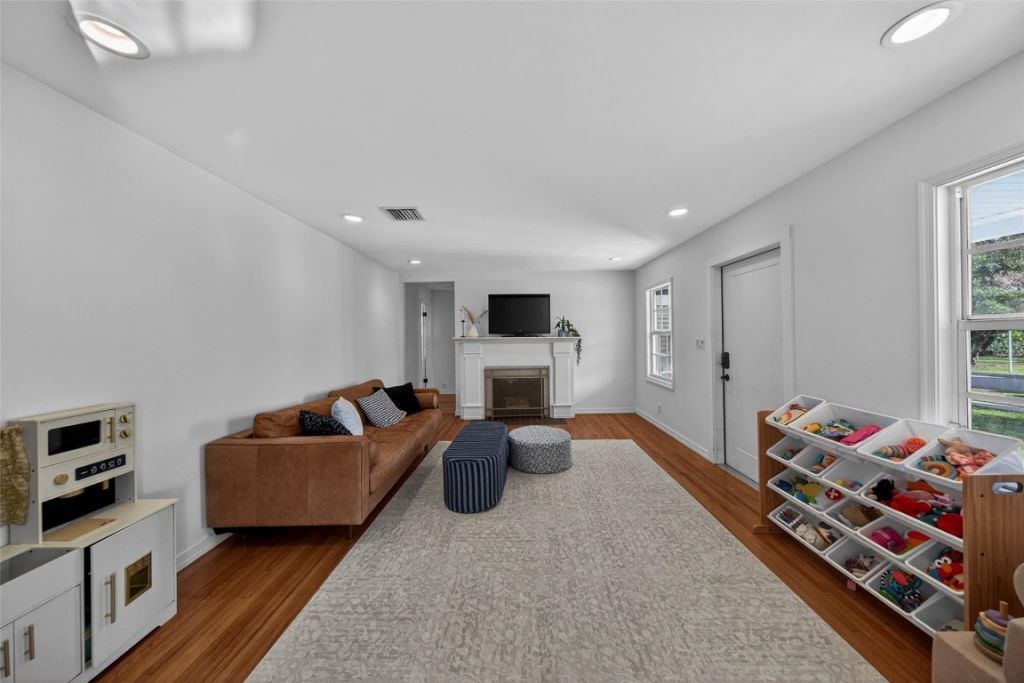 1001 SE 10th Street, Fort Lauderdale, FL 33316 Photo