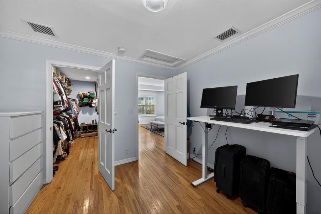 1001 SE 10th Street, Fort Lauderdale, FL 33316 Photo