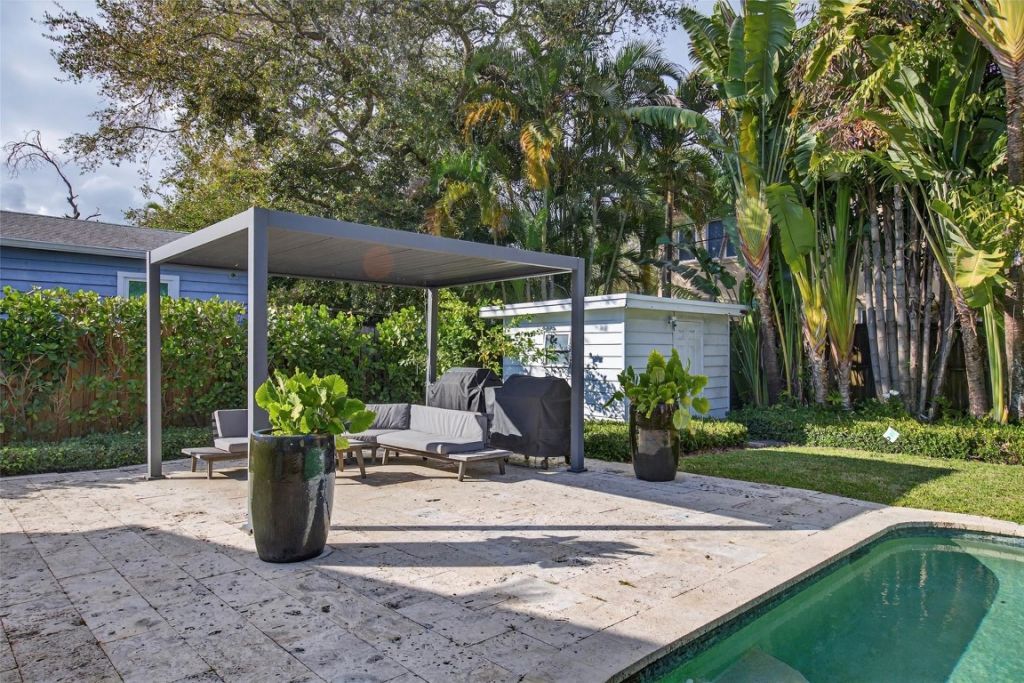 1001 SE 10th Street, Fort Lauderdale, FL 33316 Photo