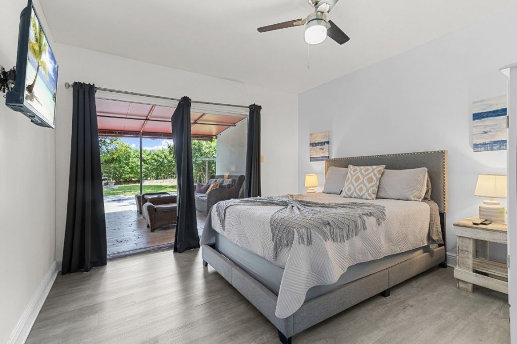 6375 SW 29th Street, Miami, FL 33155 Photo