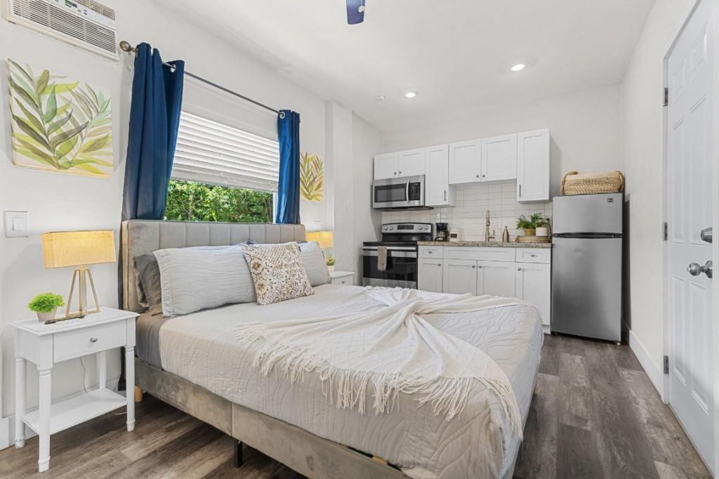 6375 SW 29th Street, Miami, FL 33155 Photo