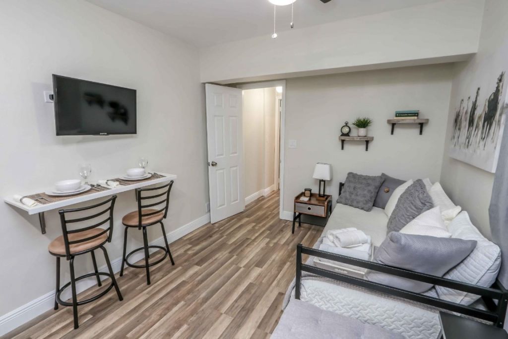 6375 SW 29th Street, Miami, FL 33155 Photo