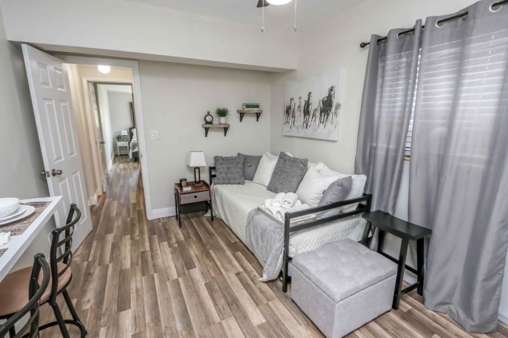 6375 SW 29th Street, Miami, FL 33155 Photo