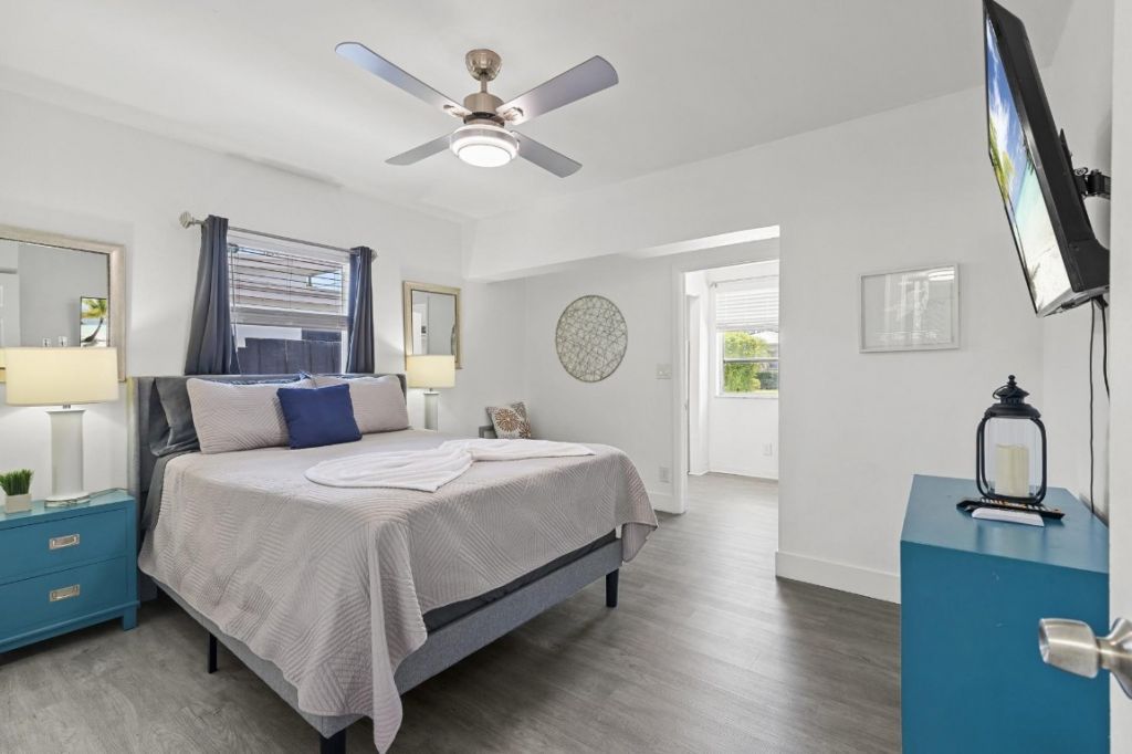 6375 SW 29th Street, Miami, FL 33155 Photo