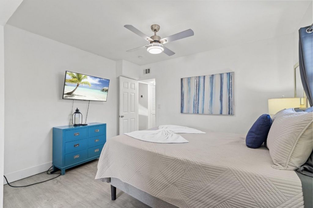 6375 SW 29th Street, Miami, FL 33155 Photo