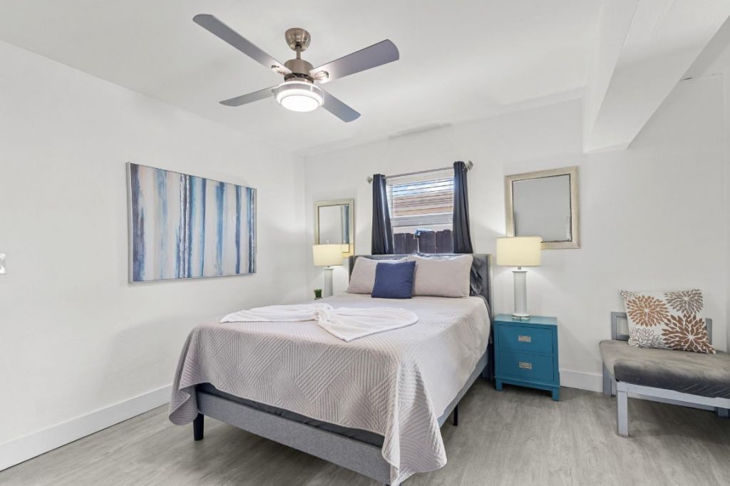 6375 SW 29th Street, Miami, FL 33155 Photo