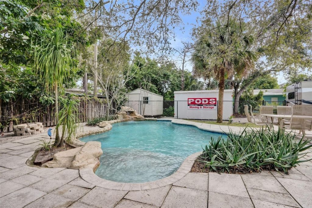 4165 SW 24th Street, Fort Lauderdale, FL 33317 Photo