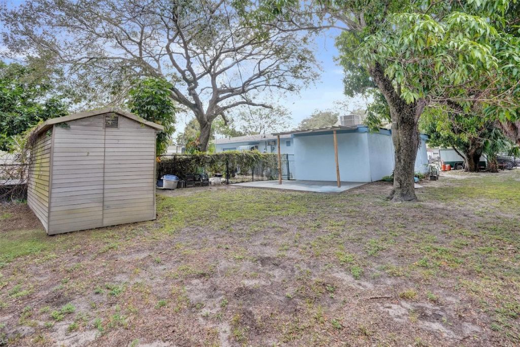 4165 SW 24th Street, Fort Lauderdale, FL 33317 Photo