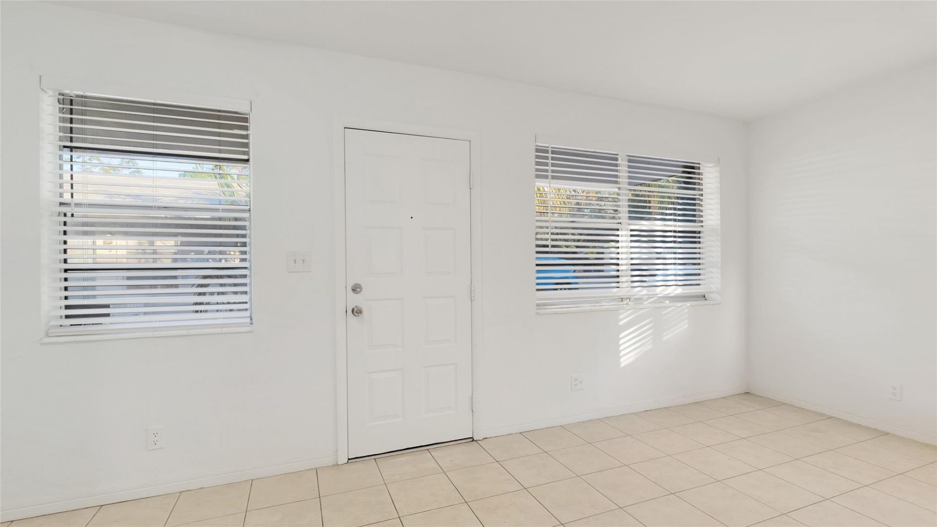 709 SE 15th Street, Unit 1, Fort Lauderdale, FL 33316 Photo