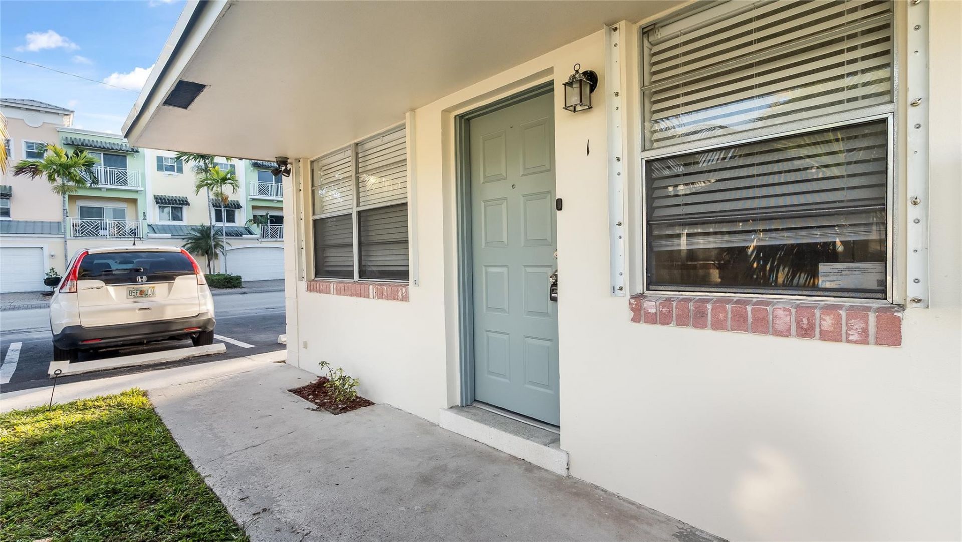 709 SE 15th Street, Unit 1, Fort Lauderdale, FL 33316 Photo