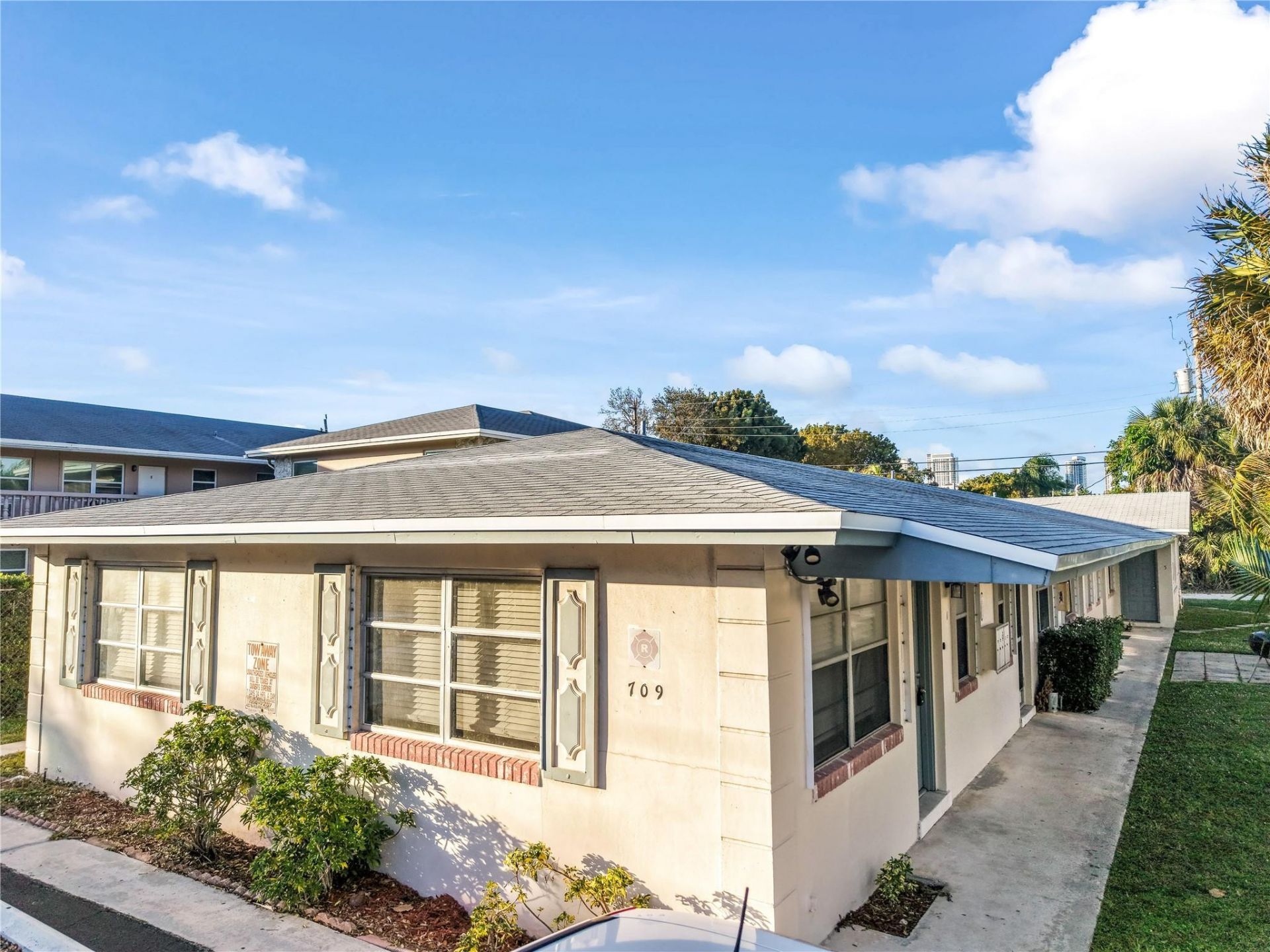 709 SE 15th Street, Unit 1, Fort Lauderdale, FL 33316 Photo