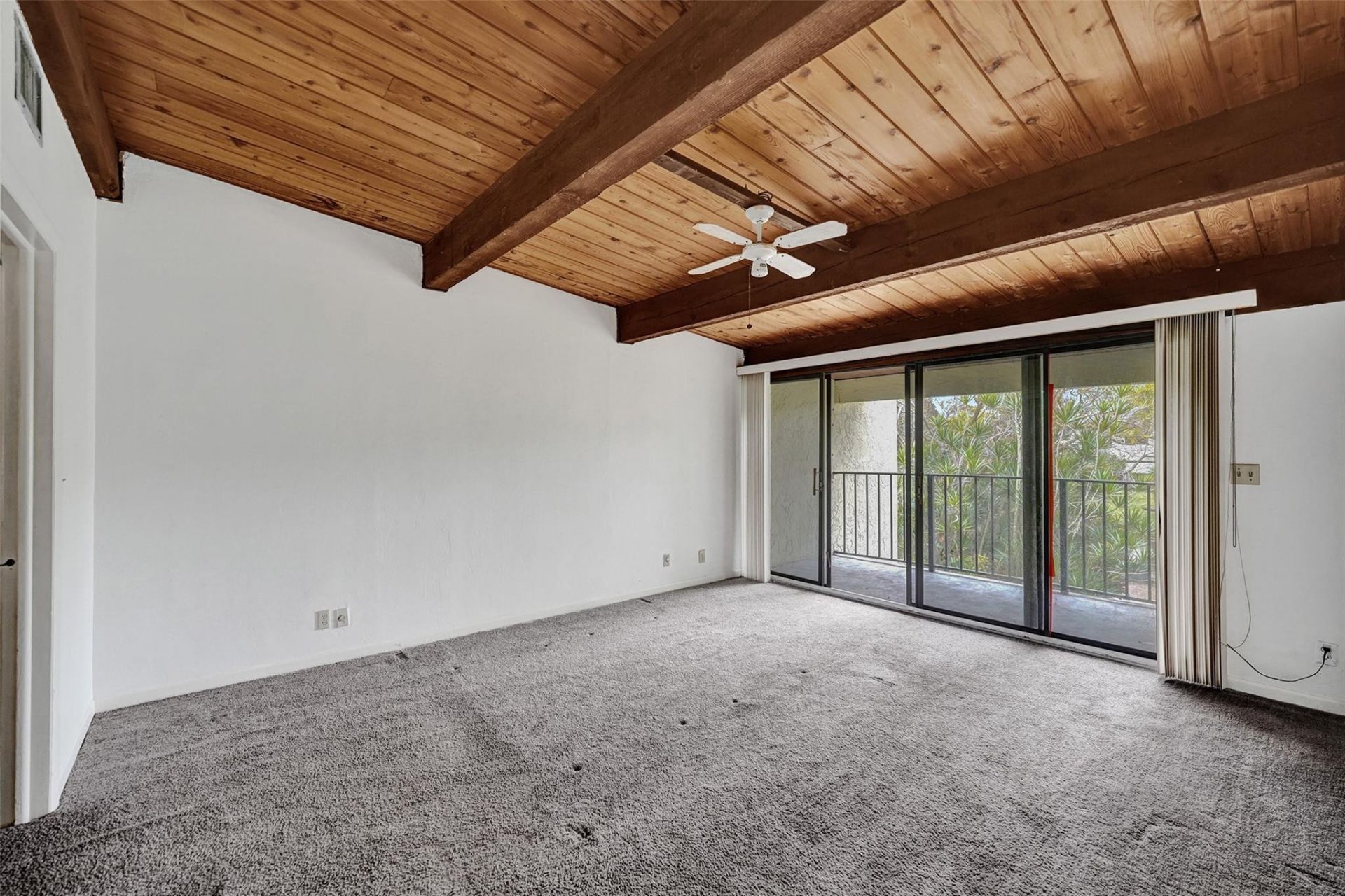 750 E Coco Plum Circle, Unit 2, Plantation, FL 33324 Photo