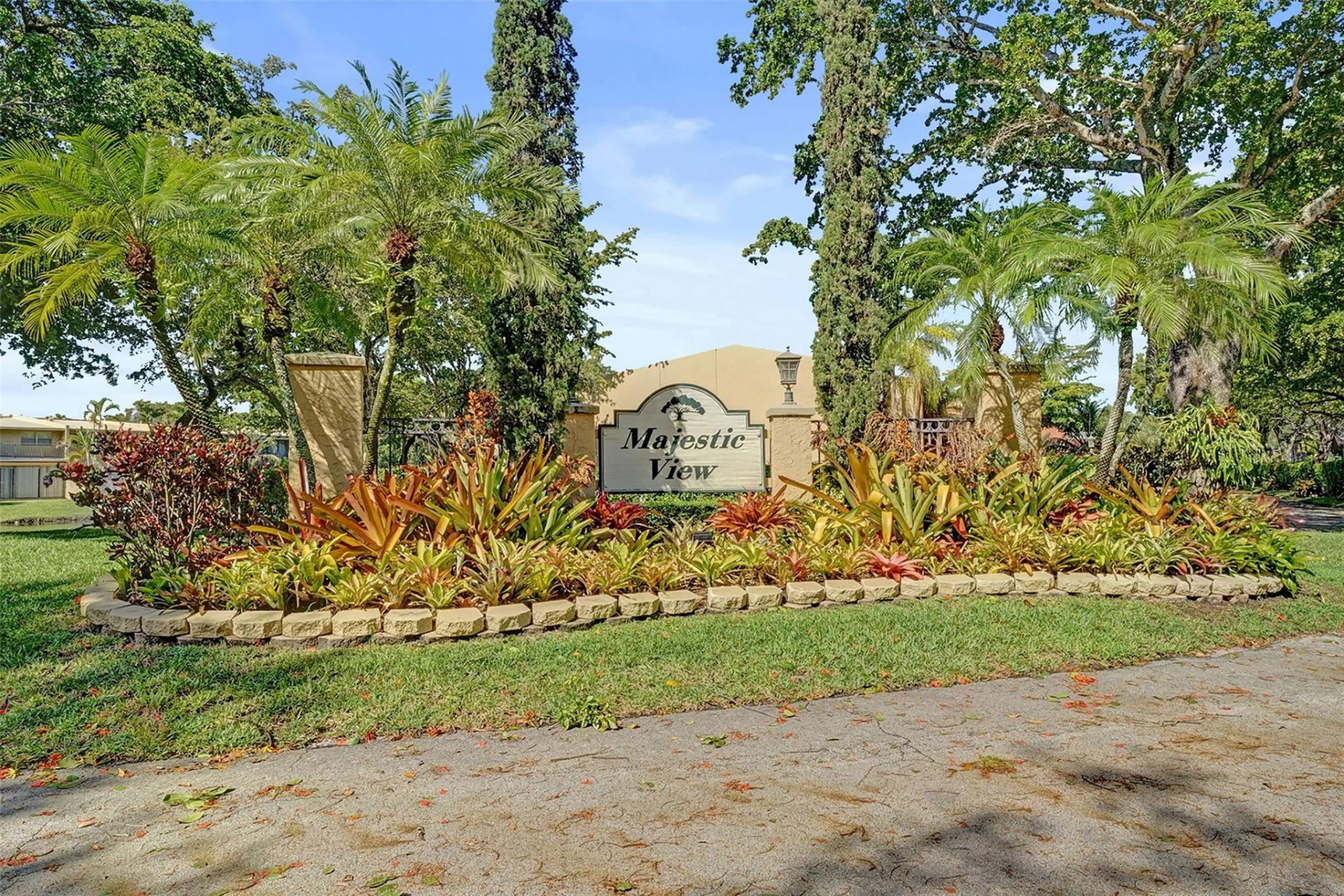750 E Coco Plum Circle, Unit 2, Plantation, FL 33324 Photo