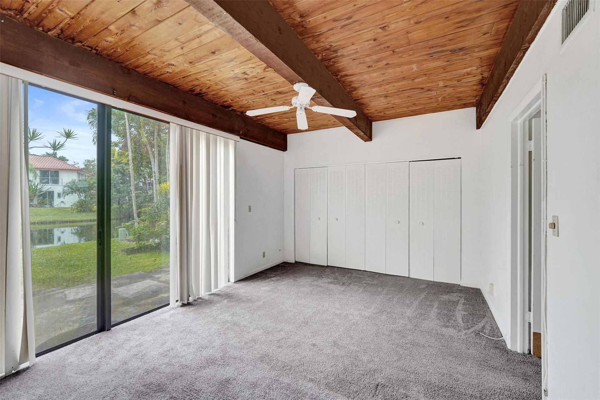 750 E Coco Plum Circle, Unit 2, Plantation, FL 33324 Photo