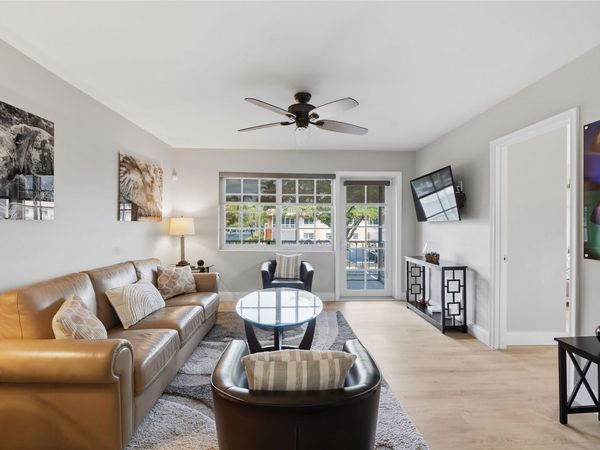 200 NE 19th Court, Unit 211M, Wilton Manors, FL 33305