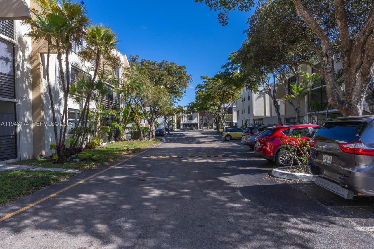 20291 NE 30th Ave , Unit PH08, Aventura, FL 33180 Photo