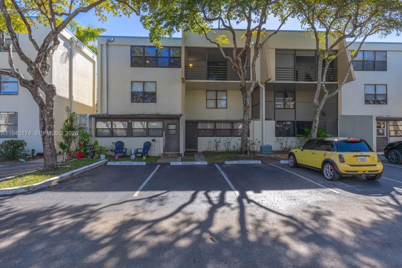 20291 NE 30th Ave , Unit PH08, Aventura, FL 33180 Photo