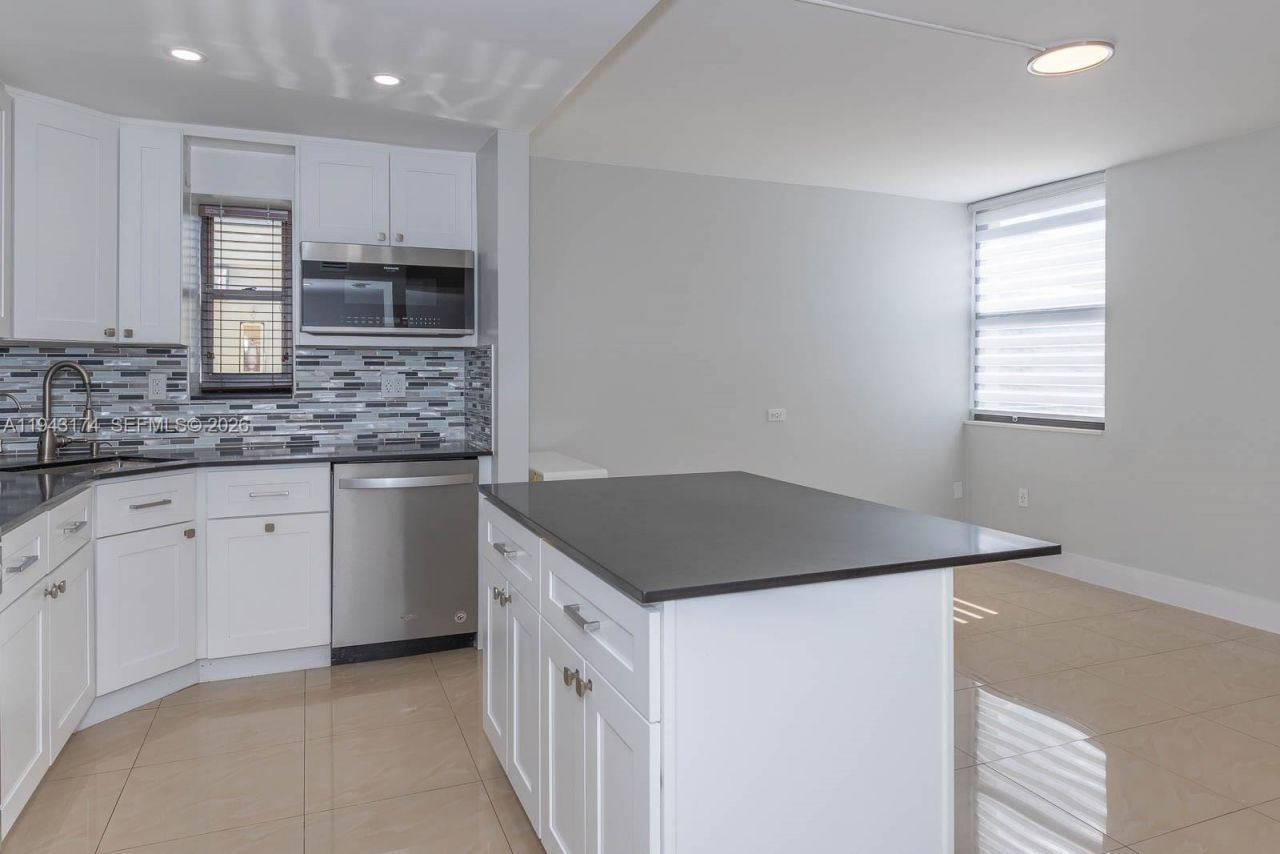 20291 NE 30th Ave , Unit PH08, Aventura, FL 33180 Photo