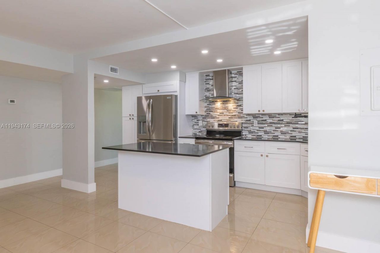 20291 NE 30th Ave , Unit PH08, Aventura, FL 33180 Photo