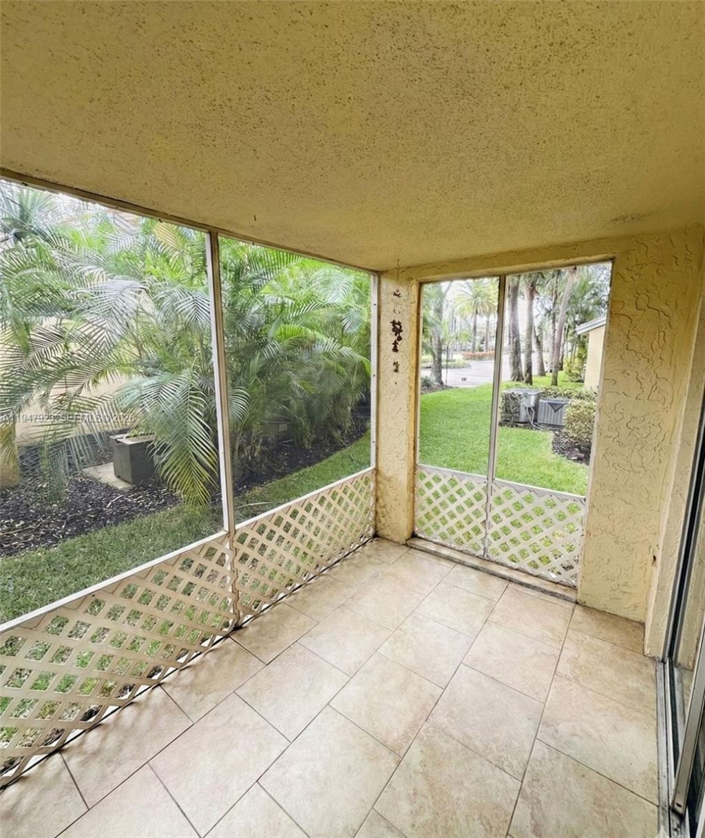 1190 Coral Club Dr, Unit 1190, Coral Springs, FL 33071 Photo