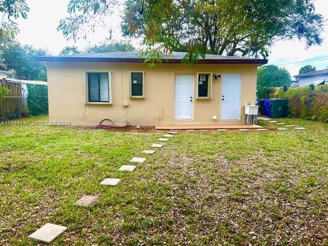 832 NW 16th Ter, Fort Lauderdale, FL 33311 Photo