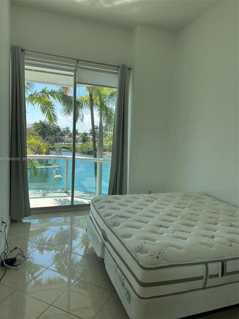 16500 Collins Ave, Unit 254, Sunny Isles Beach, FL 33160 Photo
