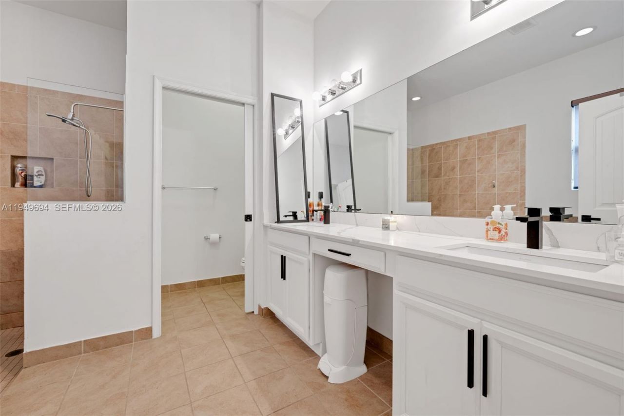 4806 Conifer Ct , Greenacres, FL 33463 Photo