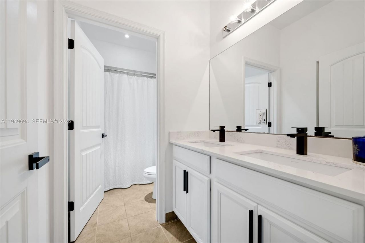 4806 Conifer Ct , Greenacres, FL 33463 Photo