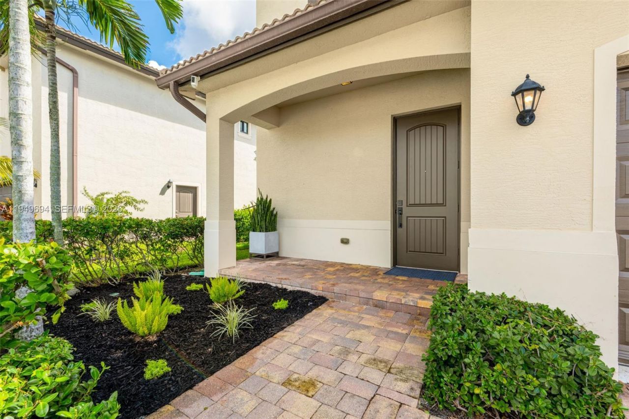 4806 Conifer Ct , Greenacres, FL 33463 Photo