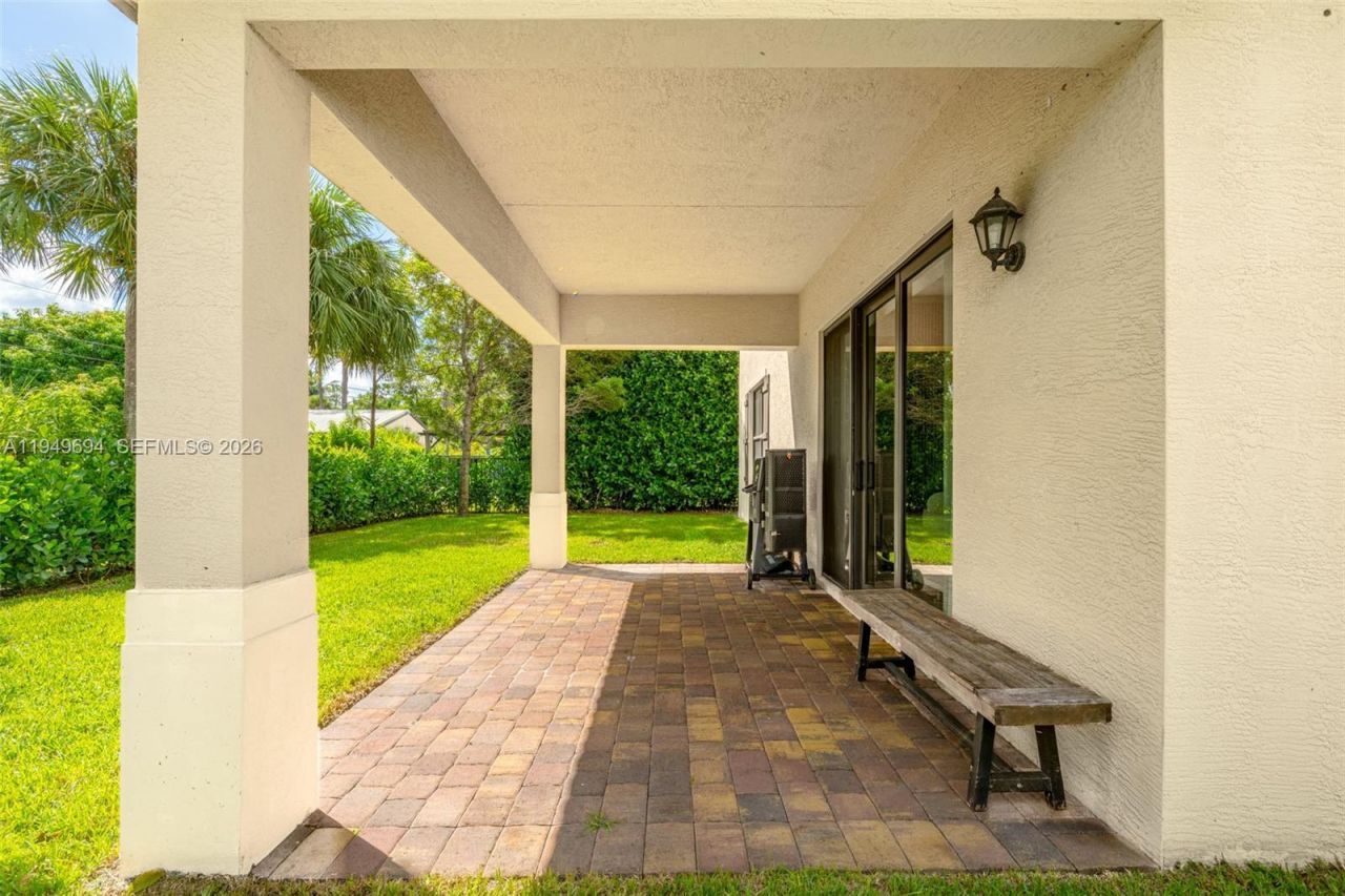 4806 Conifer Ct , Greenacres, FL 33463 Photo