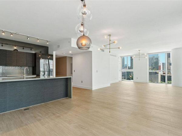 1080 SW Brickell Ave , Unit 1401, Miami, FL 33131