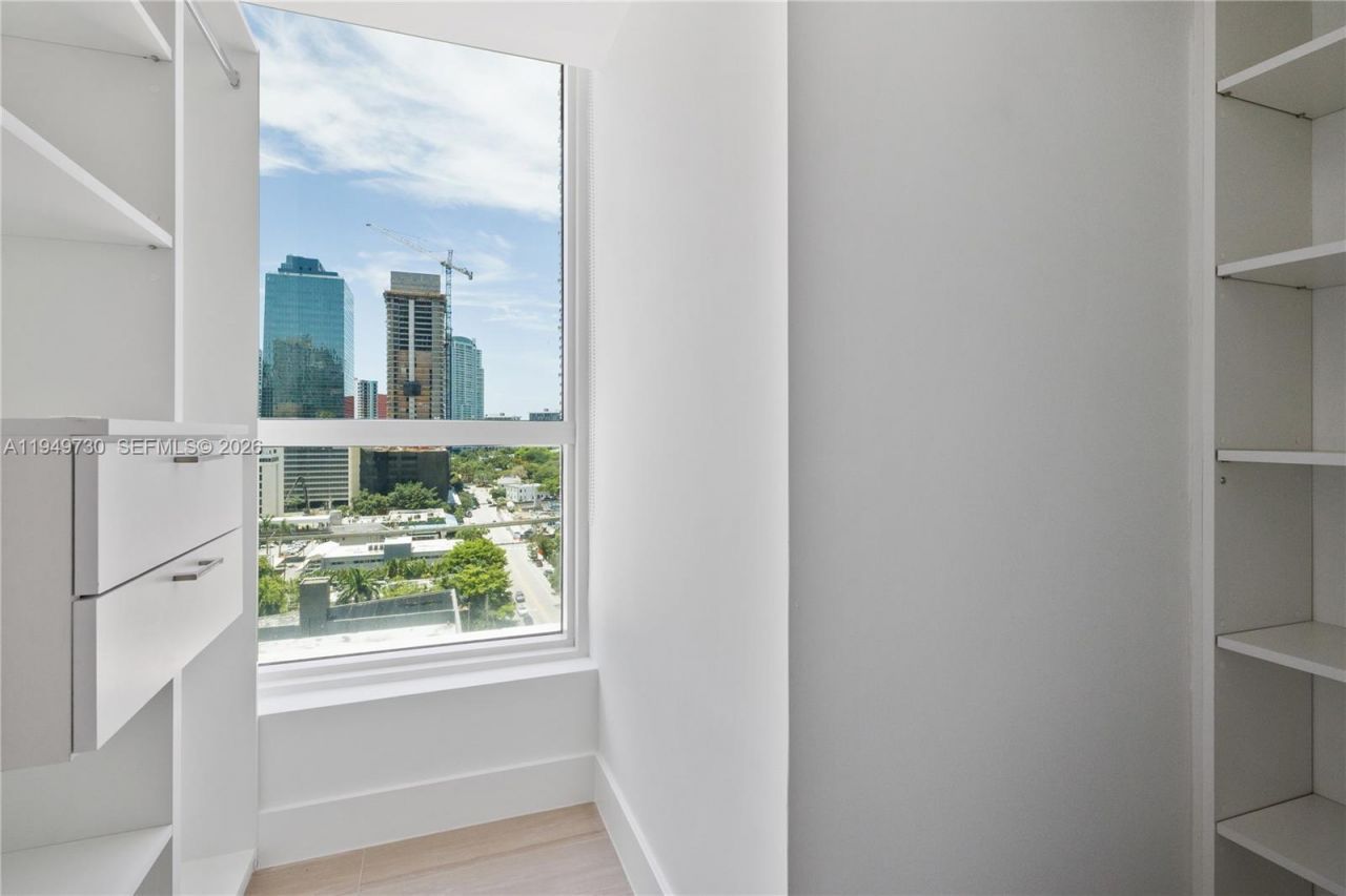 1080 SW Brickell Ave, Unit 1401, Miami, FL 33131 Photo