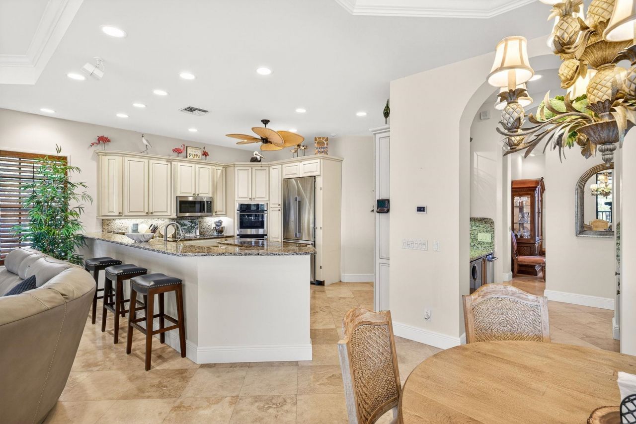 1490 Middle Gulf Dr, Sanibel, FL 33957 Photo