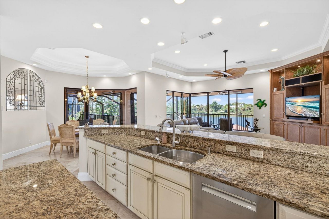 1490 Middle Gulf Dr, Sanibel, FL 33957 Photo