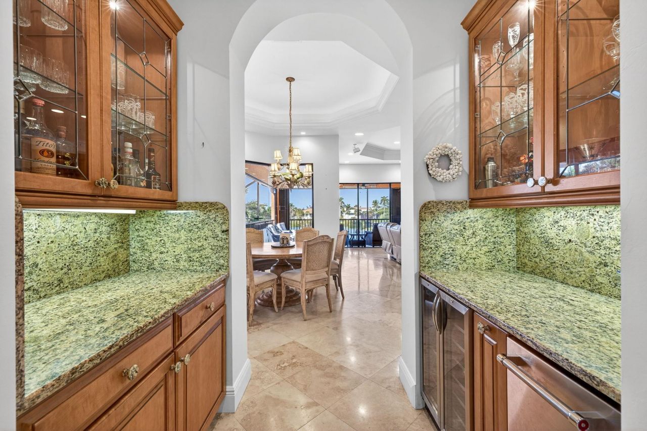 1490 Middle Gulf Dr, Sanibel, FL 33957 Photo