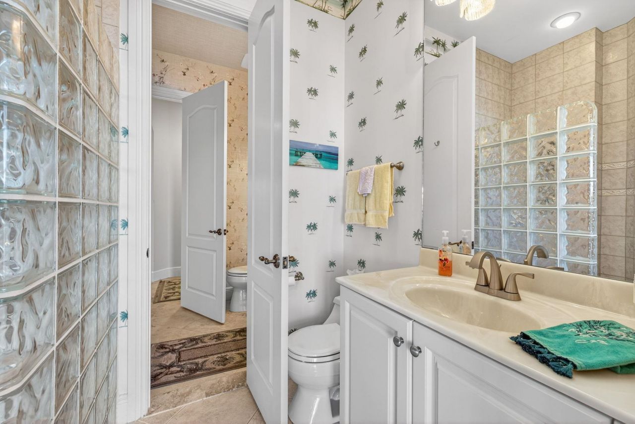 1490 Middle Gulf Dr, Sanibel, FL 33957 Photo