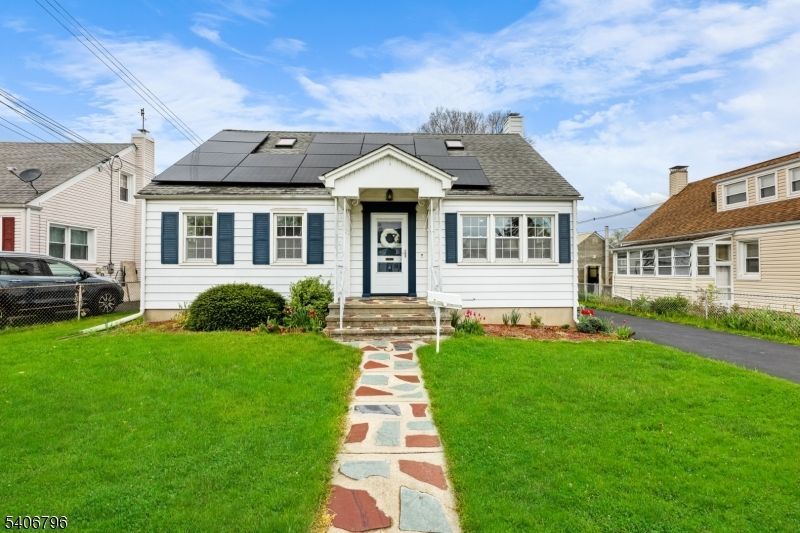 1 Walters Ln, Flemington, NJ 08822 Main Photo