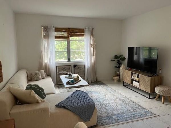 1950 N Andrews Ave, Unit 210D, Fort Lauderdale, FL 33311