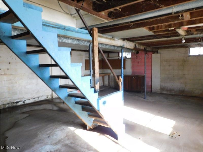 352 S Ridge Road E, Conneaut, OH 44030 Photo 16