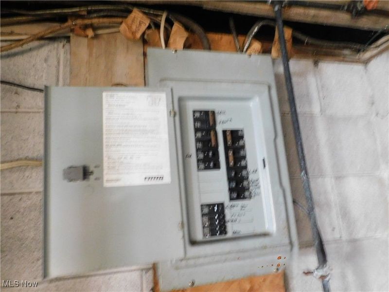 352 S Ridge Road E, Conneaut, OH 44030 Photo 21