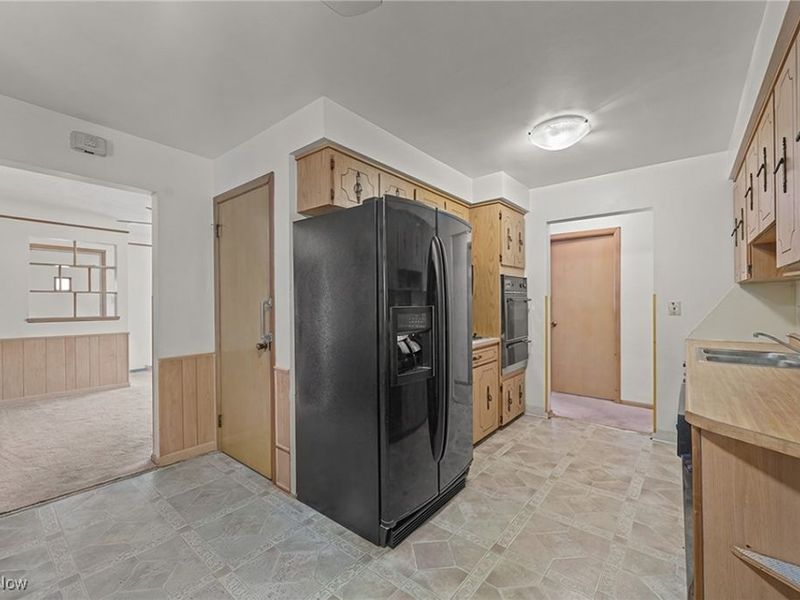 23637 Shurmer Drive, Warrensville Heights, OH 44128 Photo 10