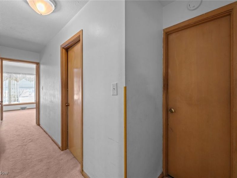 23637 Shurmer Drive, Warrensville Heights, OH 44128 Photo 14