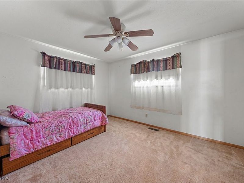 23637 Shurmer Drive, Warrensville Heights, OH 44128 Photo 18