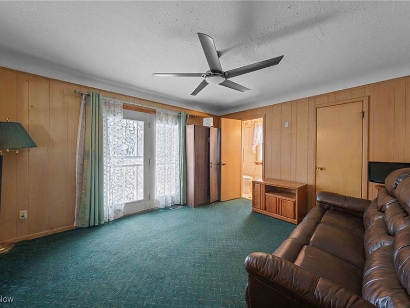 23637 Shurmer Drive, Warrensville Heights, OH 44128 Photo 8