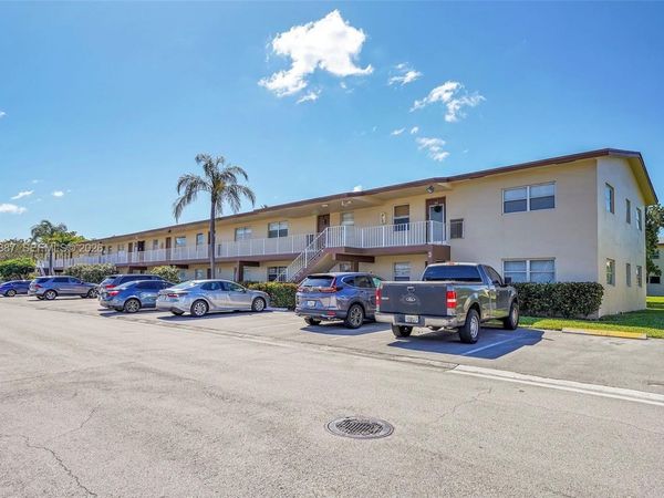 7200 NW 4th Pl, Unit 201, Margate, FL 33063
