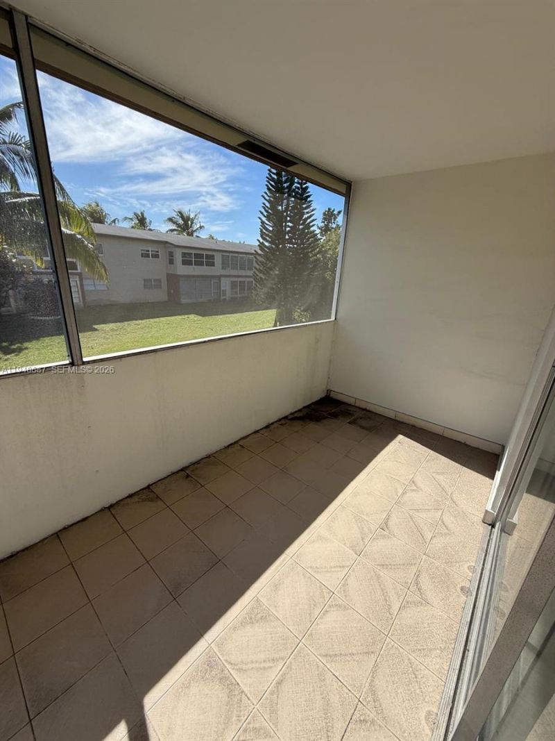 7200 NW 4th Pl, Unit 201, Margate, FL 33063 Photo