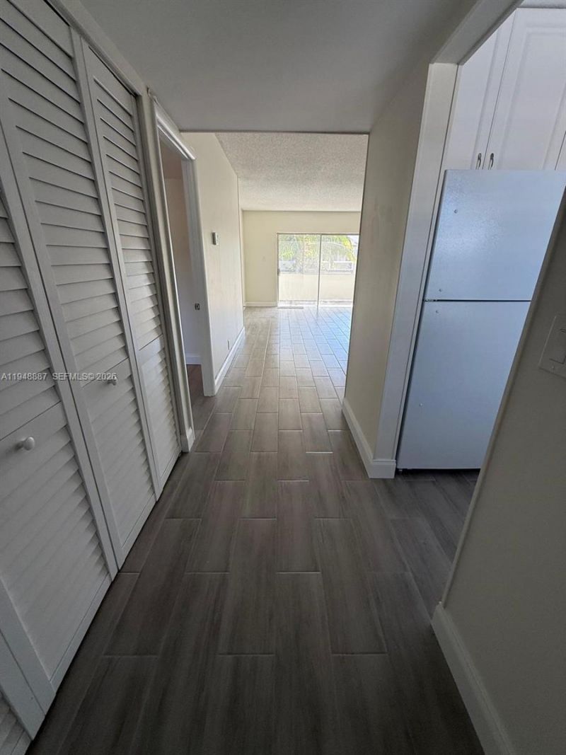 7200 NW 4th Pl, Unit 201, Margate, FL 33063 Photo