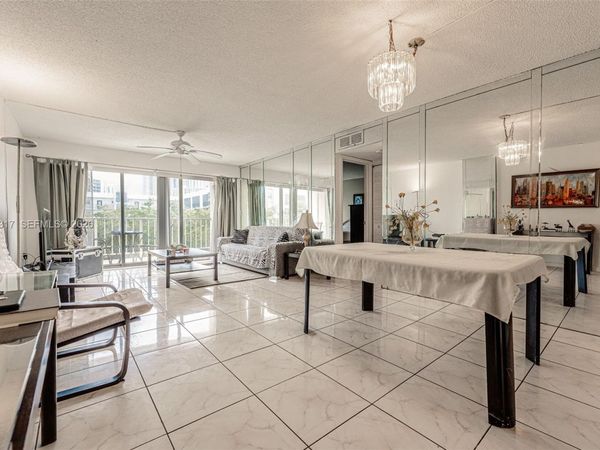 200 178th Dr, Unit 406, Sunny Isles Beach, FL 33160